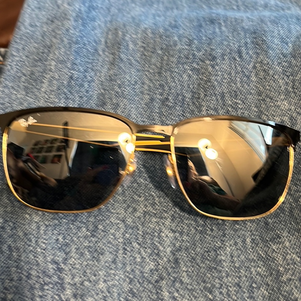 Excellent condition men’s Ray-Ban RB3569